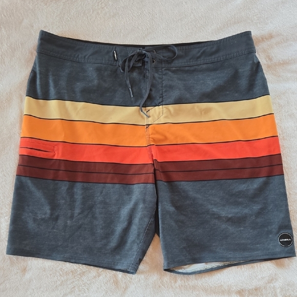 36" O'Neill HYPERFREAK Gray Orange Yellow Board Shorts w/ Retro Stripes On Trend - Picture 4 of 7